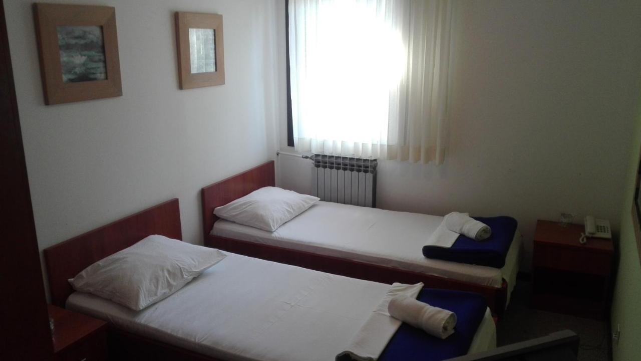 Hotel Park Višići Buitenkant foto